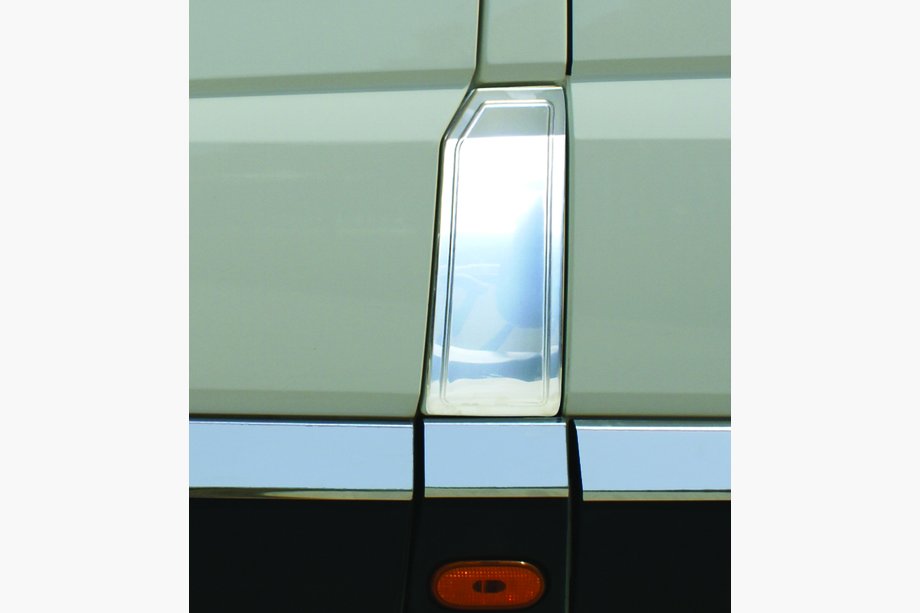 Volkswagen Crafter 2006-2016 Tankabdeckung Edelstahl Image