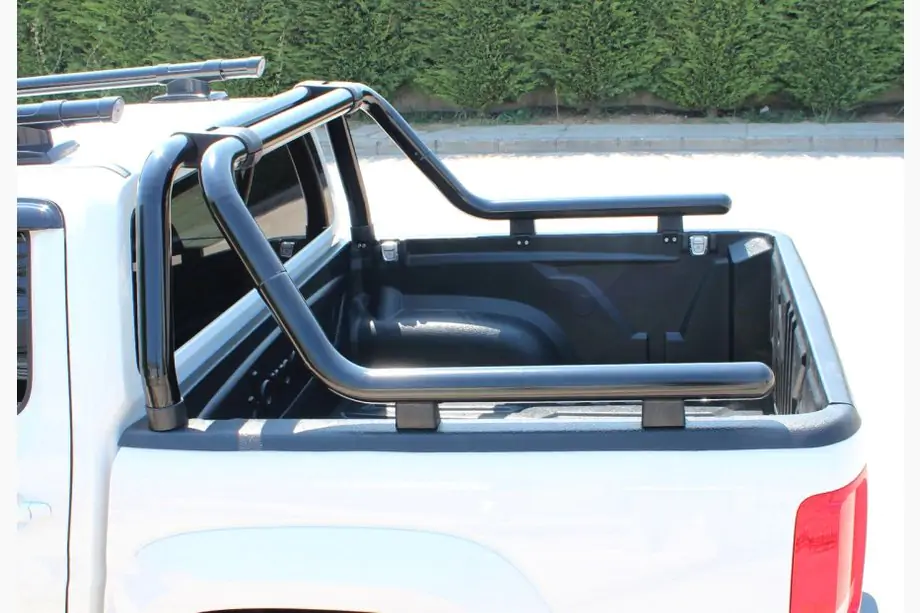 Nissan Navara/NP300 2016- Überrollbügel für Karosserie (schwarz) Image