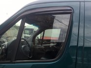 Mercedes Sprinter W906 2006–2018 Windabweiser zum Kleben (2 Stk, Aomis) Foto 3