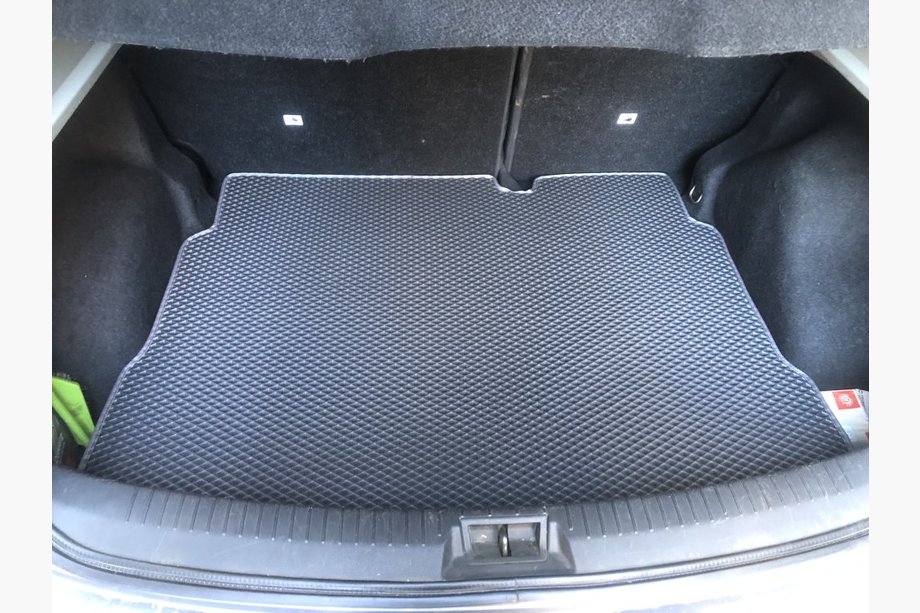 Nissan Qashqai 2010-2014 Kofferraummatte (EVA, Schwarz) Image