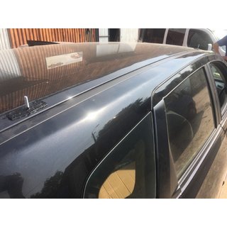 Schwarze Dachreling (Kunststofffuesse) Nissan Qashqai 2010-2014 Foto 3