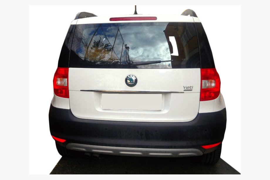 Skoda Yeti 2009-2017 Chromleiste über dem Kennzeichen (Edelstahl) Image