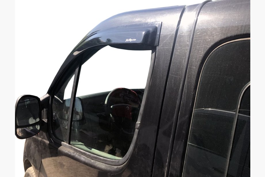 Renault Trafic 2001–2015 Windabweiser (2 Stk, MyRacing) Image