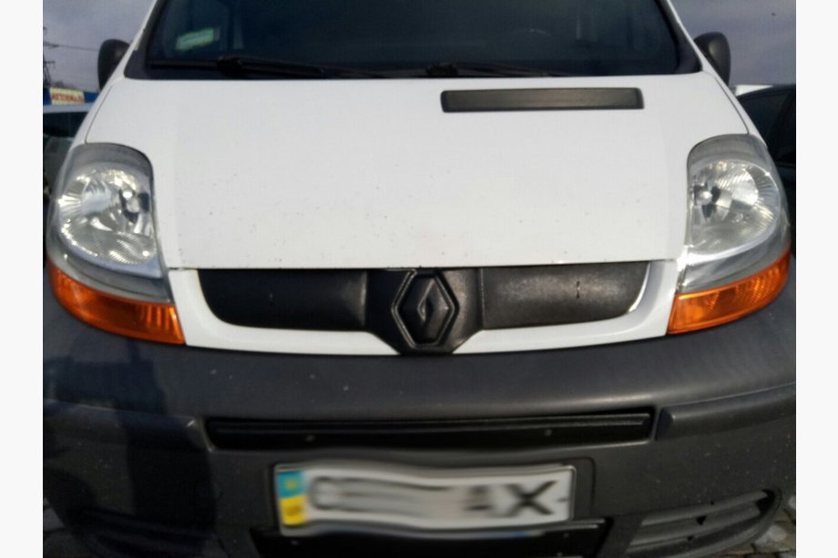 Renault Trafic 2001–2015 Winterabdeckung für Kühlergrill Foto 7