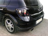 Opel Astra H 2004-2013 Hintere untere Abdeckung HB (grundiert zum Lackieren) Foto 1