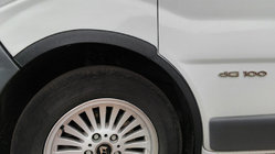 Renault Trafic 2001–2015 Radlaufverbreiterungen (4 Stk, schwarz) 2001-2007, schwarzes Metall, vorne + hinten Foto 2