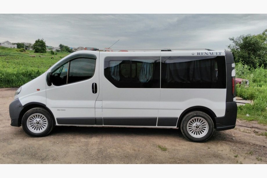 Renault Trafic 2001–2015 Radlaufverbreiterungen (4 Stk, schwarz) Foto 6