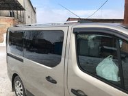 Renault Trafic 2015- Dachreling Chrom Kurz, Kunststoff-Fuesse Foto 4
