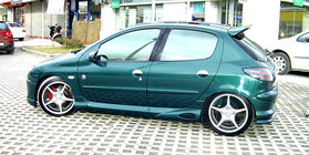 Peugeot 206 1998-2024 Seitenschweller (grundiert zum Lackieren) Foto 1