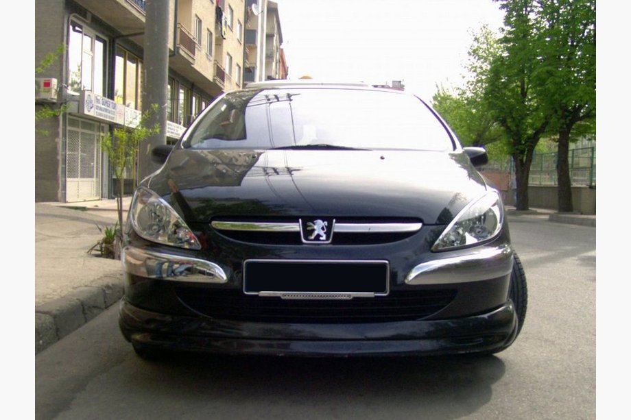 Peugeot 307 2001-2008 Frontuntere Spoilerlippe (grundiert) Image