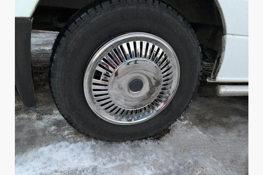Volkswagen Crafter 2006-2016 Edelstahl Radkappen Stern (1-teilig, 4 Stk) Foto 2