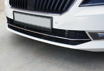 Skoda Superb 2015-2024 SALE! Edelstahl Abdeckung für vordere Stoßstange OmsaLine (3 Stk) Foto 1