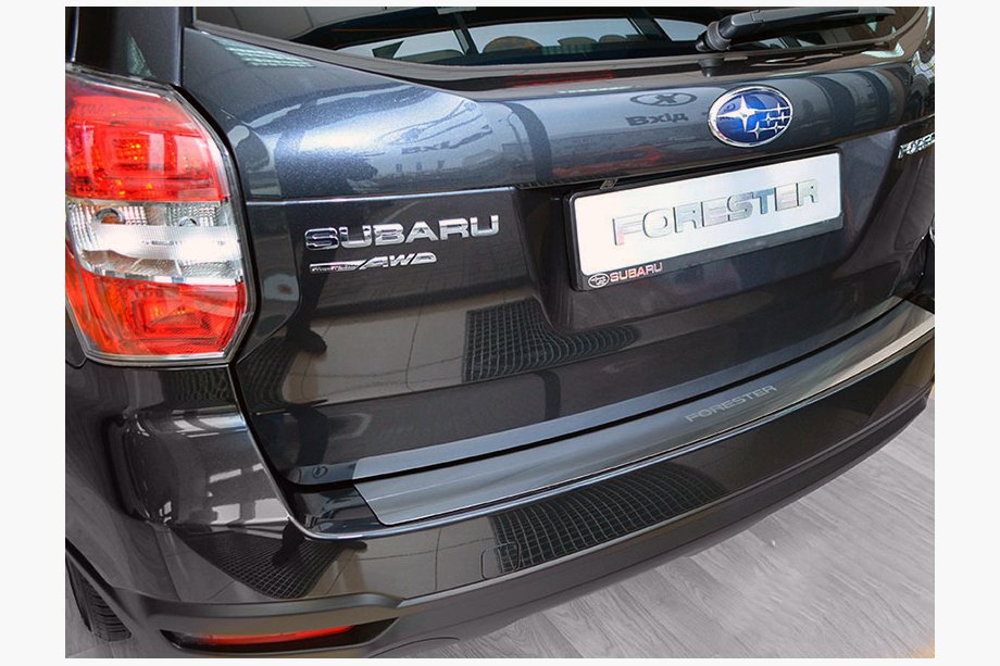 Subaru Forester 2013-2018 Heckstoßstangenabdeckung Natanika (Edelstahl) Image