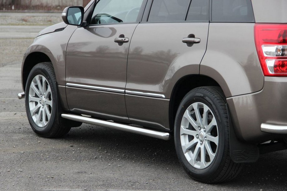 Suzuki Grand Vitara 2005-2017 Seitliche Rohre BB001 (2 Stk., Edelstahl) Image