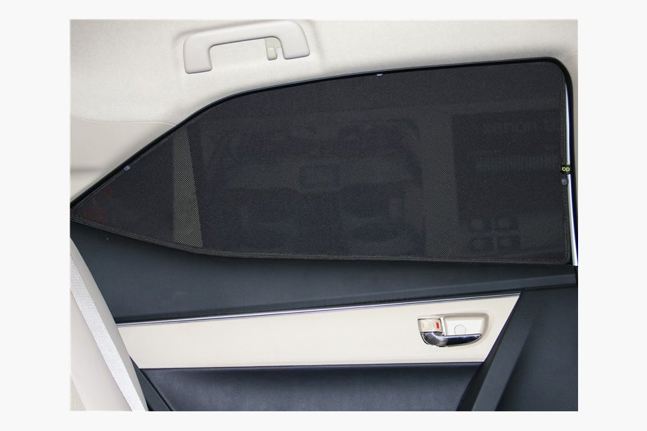 Toyota Corolla 2013-2019 Sonnenschutz Blenden (zum Einstecken) Image