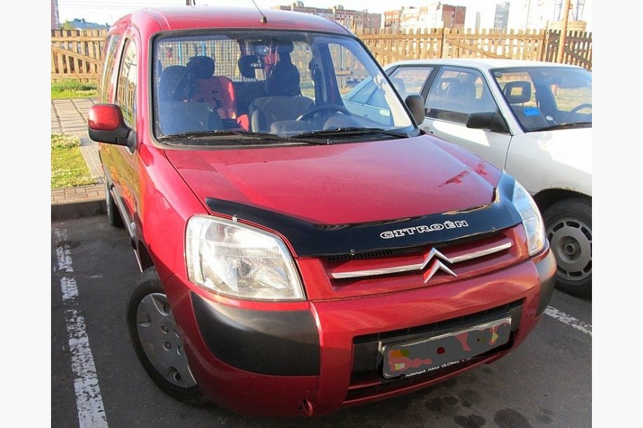 Citroen Berlingo 1996-2008 Motorhaubenschutz VIP (2003-2008) Image