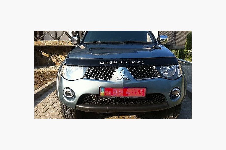 Mitsubishi L200 2006-2015 Motorhaubenschutz (VIP) Image