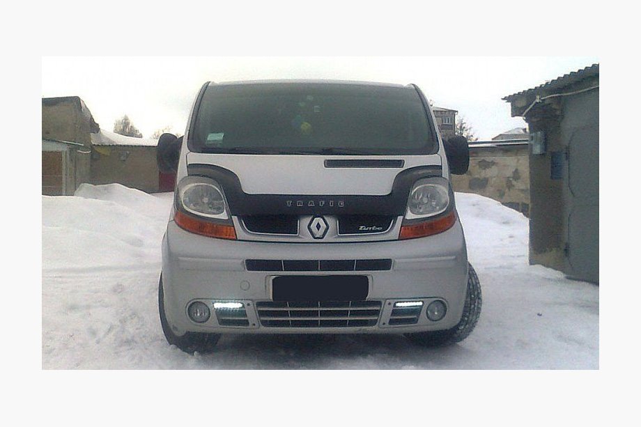 Renault Trafic 2001–2015 Motorhaubenschutz Lang (VIP) Image