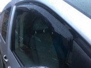 Volkswagen Caddy 2010-2015 Windabweiser (2 Stk, Niken) Foto 4