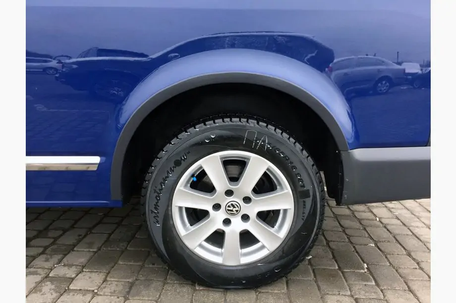 Volkswagen T5 Transporter 2003-2010 Kotflügelverbreiterungen (6 Stk, schwarz) Image