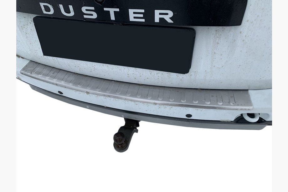 Renault Duster 2008–2017 SALE! Heckstoßstangenschutz Carmos mit Kante (Edelstahl) Image