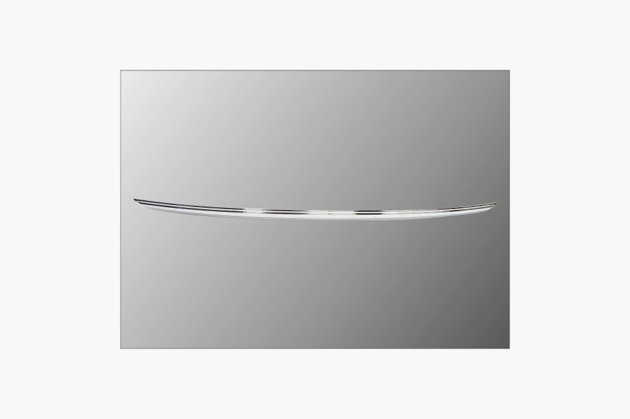 Volkswagen Tiguan 2007-2016 Chromleiste über dem Kennzeichen (Edelstahl) Image