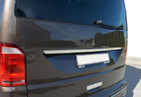 Volkswagen T6 2015-2024 Chromleiste über dem Kennzeichen (Edelstahl) Foto 1