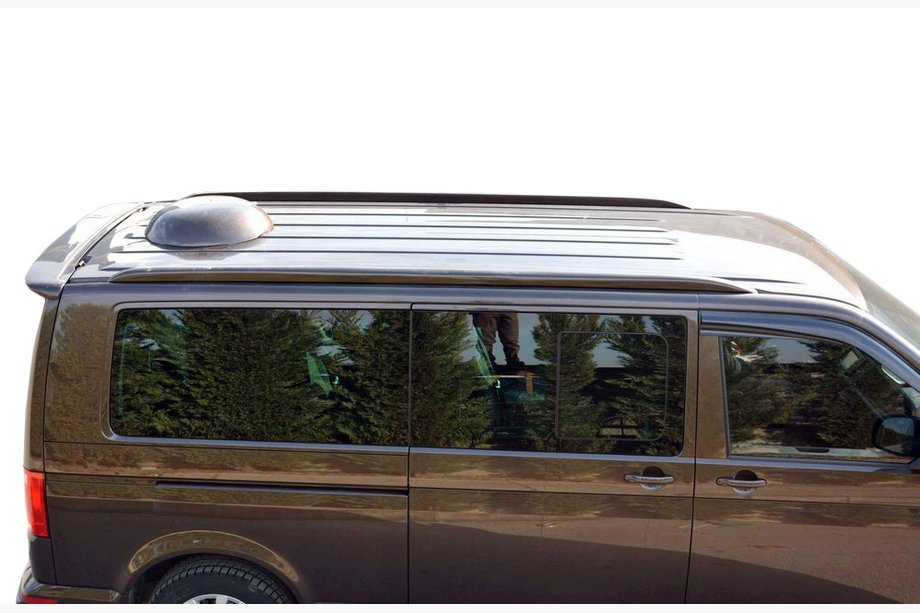 Volkswagen T6 2015-2024 Heckspoiler (grundiert, lackierbar) Image