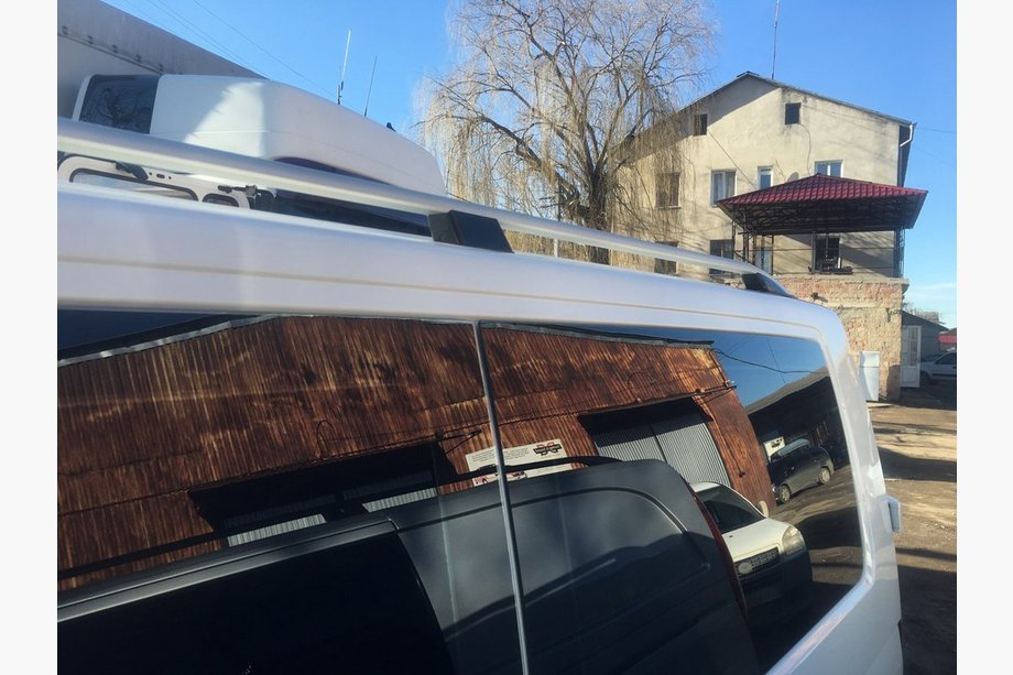 Volkswagen T6 2015-2024 Dachreling CROWN (grau matt) Langer Radstand Foto 4
