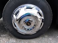 Mercedes Sprinter W906 2006–2018 Edelstahl Radkappen OEM (2-teilige, 4 Stk) Foto 2