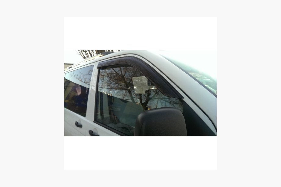 Volkswagen T5 Multivan 2003–2010 Windabweiser (2 Stk, UA-Sport) Image