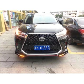 TRD-Design Karosserie-Kit (für 2016-2019) Foto 3