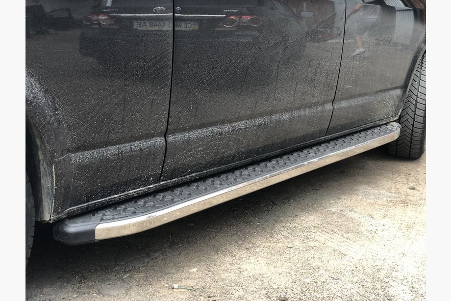 Volkswagen T5 2010-2015 Trittbretter BlackLine (2 Stk, Aluminium) Image