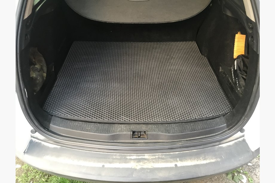 Renault Megane III 2009-2016 Kofferraummatte (EVA, Schwarz) SW Image