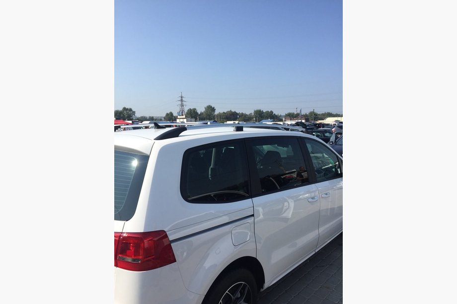 Volkswagen Sharan 2010-2023 Dachreling Chrom (türkisches Design) Metallfuß Image