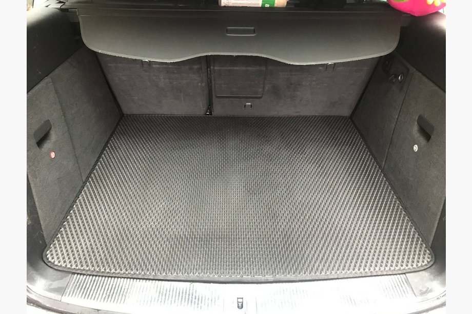 Volkswagen Touareg 2010-2018 Kofferraummatte V1 (EVA, Schwarz) Image
