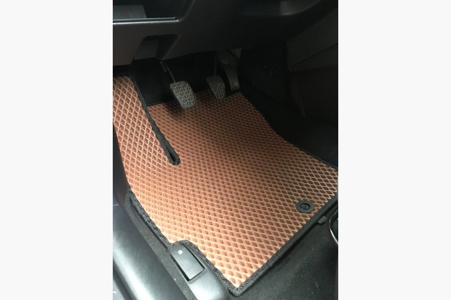 Mazda 3 2003-2009 EVA Fußmatten (ziegelrot) Image