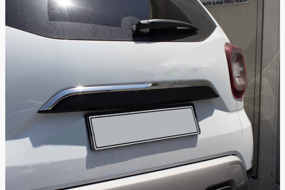 Renault Duster 2018-2024 Chromleiste über dem Kennzeichen (Edelstahl) Image