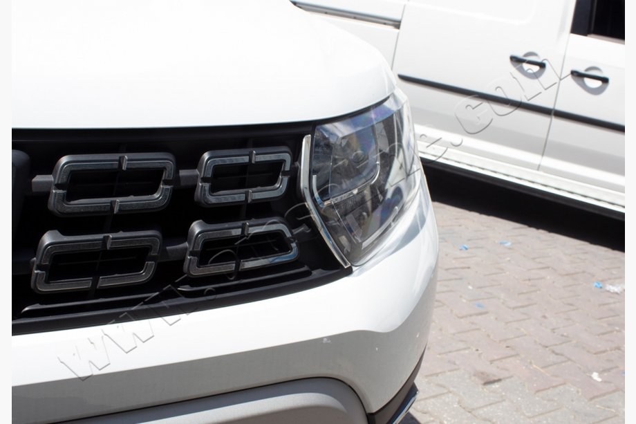 Renault Duster 2018-2024 Grillabdeckungen (2 Stk., Edelstahl) Image