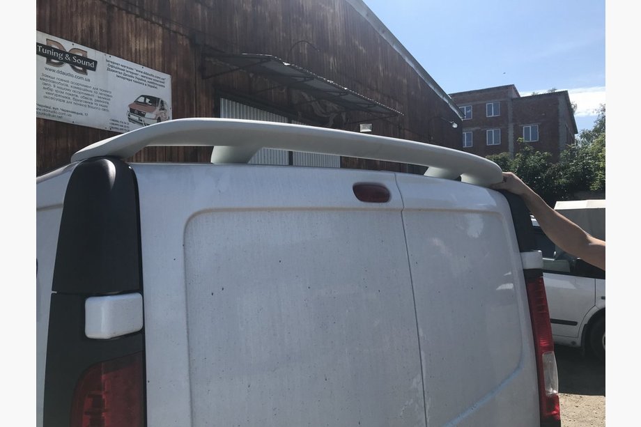Renault Trafic 2001–2015 Dachspoiler (grundiert zum Lackieren) Image