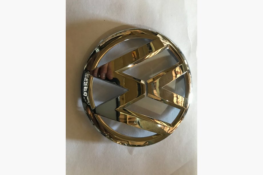 Volkswagen Touareg 2010-2018 Frontemblem (oberer Teil, Original) Image