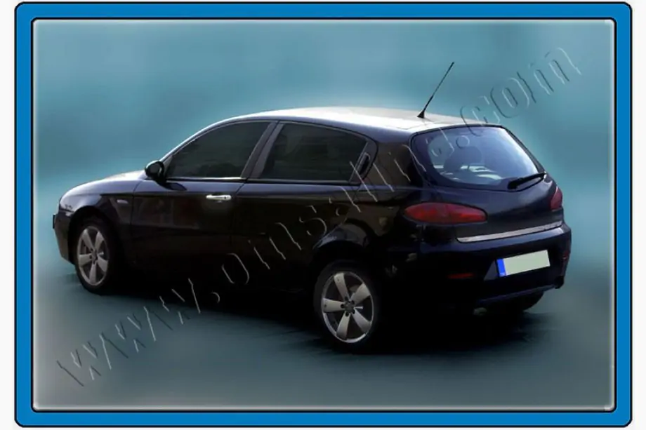Alfa Romeo 147 2000-2010 Kofferraumleiste Edelstahl Foto 1