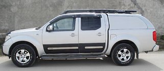Nissan Navara 2006-2015 Hardtop Canopy Commercial Foto 1
