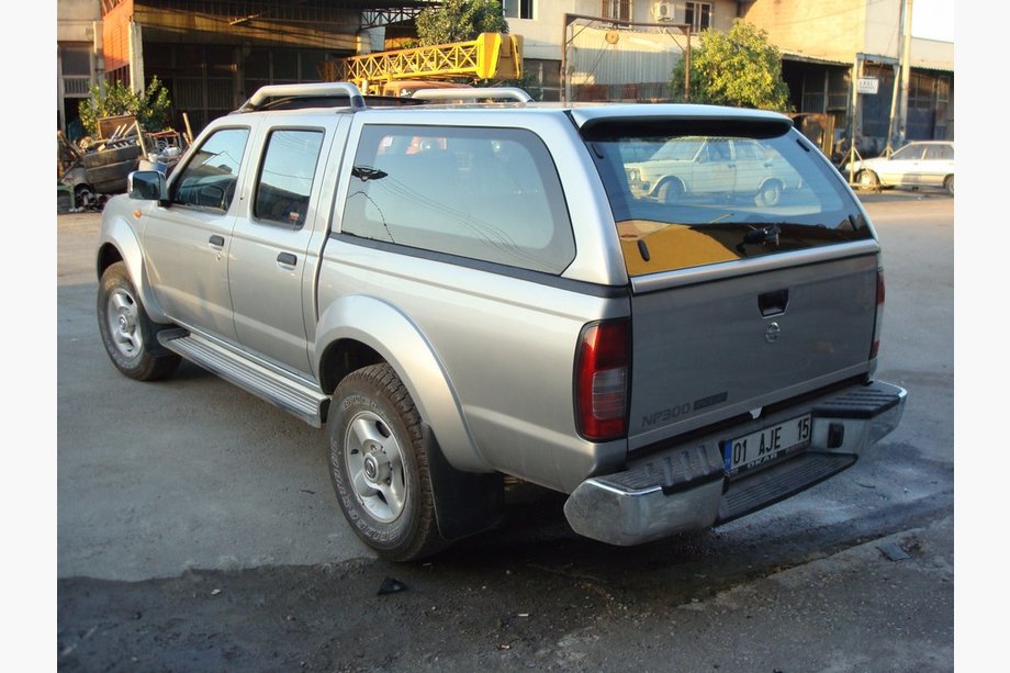 Nissan NP300 1999-2015 Laderaumabdeckung Canopy Image