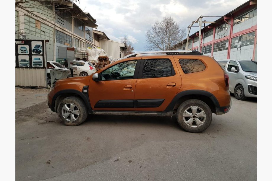 Dacia Duster 2018-2024 Türleisten V1 (4 Stk, ABS) Foto 2