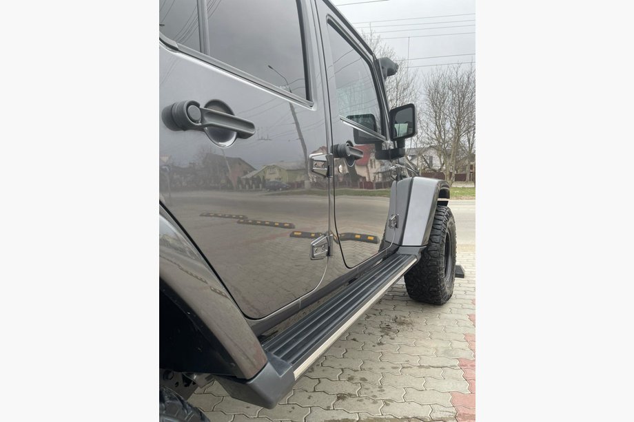 Jeep Wrangler 2007-2017 Trittbretter Black (2 Stk) Image