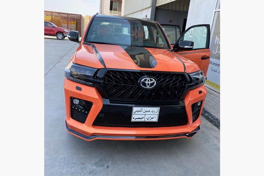 Toyota Land Cruiser 200 2007-2021 Bodykit Komplettset 2016↗ (Jaos-Style) Image