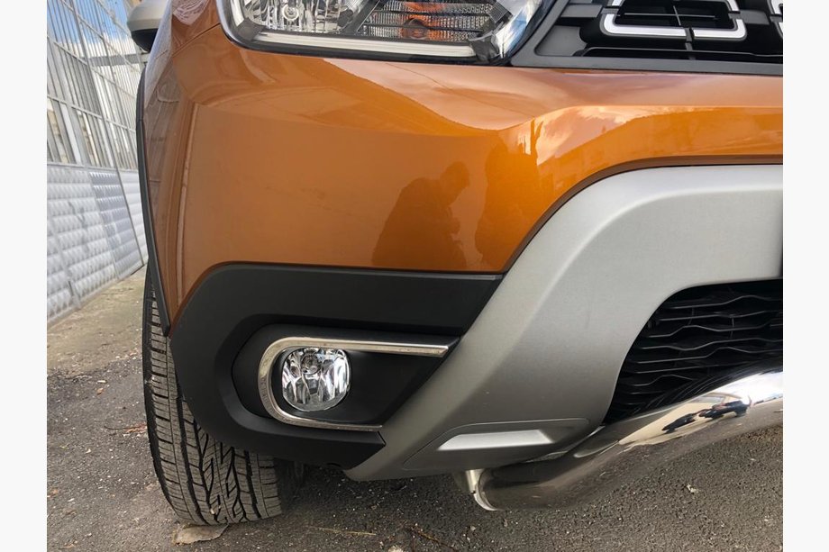 Renault Duster 2018-2024 Abdeckungen für Nebelscheinwerfer (2 Stk., Edelstahl) Image