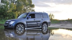 Mitsubishi Pajero Wagon III 1999-2006 Windabweiser (4 Stk, Cobra) Foto 1