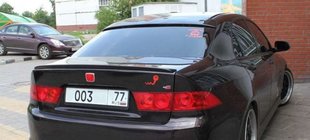 Honda Accord VII 2002-2007 Heckspoilerblende (GFK, grundiert zum Lackieren) Foto 1